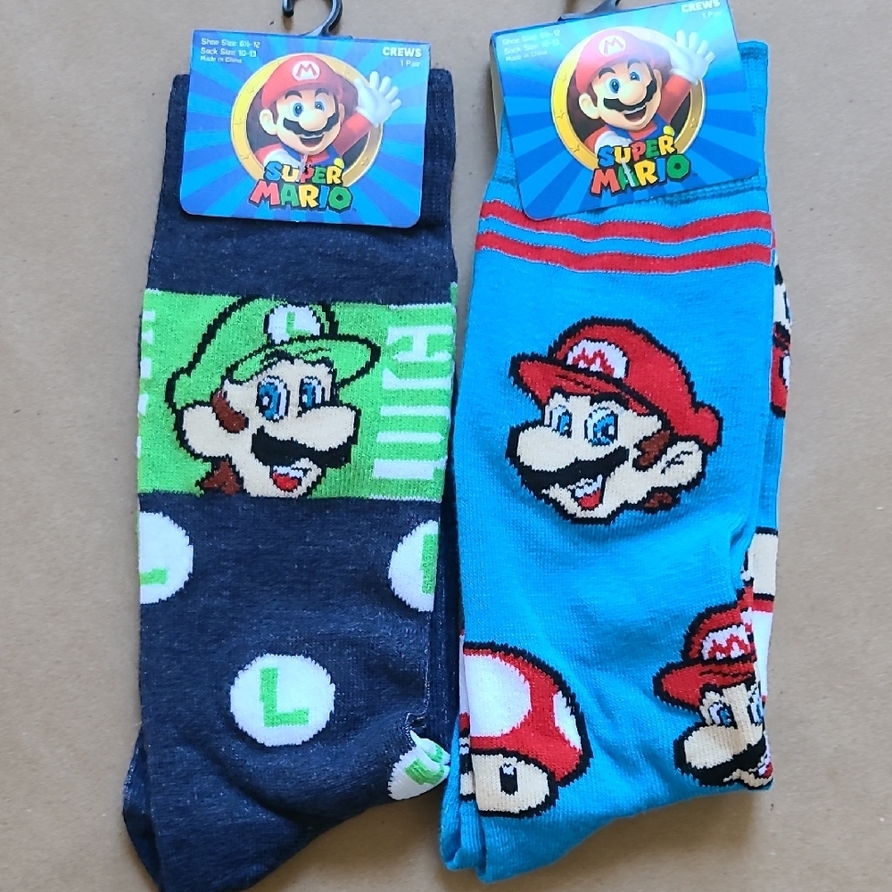 Nintendo Men's Socks - Black and Blue